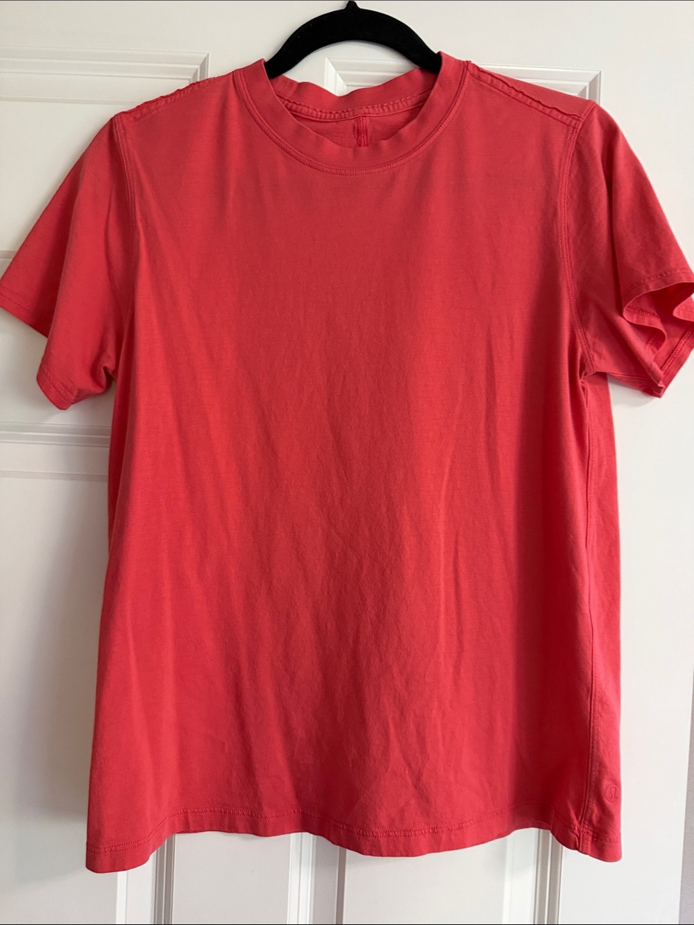 lululemon athletica Coral Red Short Sleeve Tee